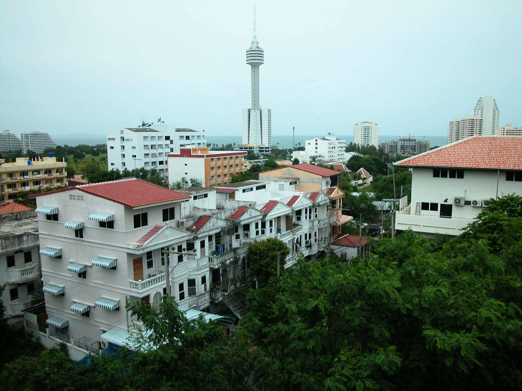 Paramita Pattaya Extérieur photo
