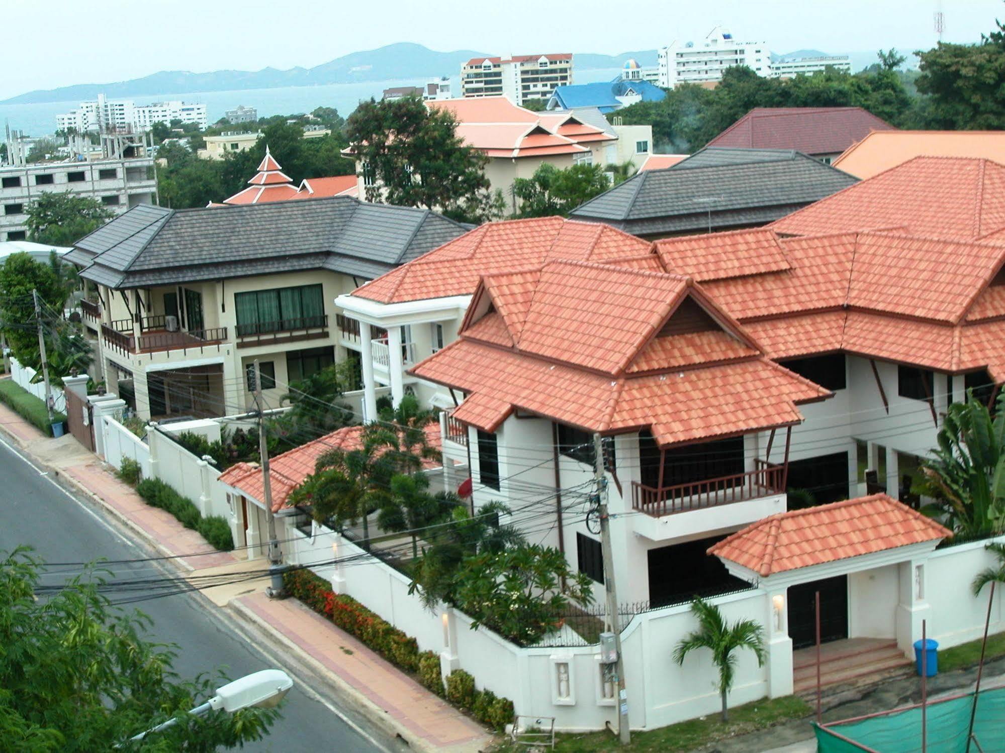 Paramita Pattaya Extérieur photo